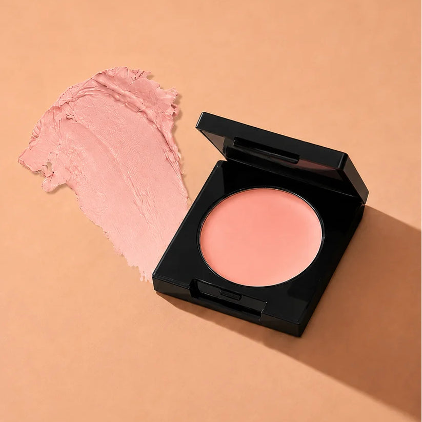 ✨AQA Radiant Glow Under Eye Corrector & Primer✨